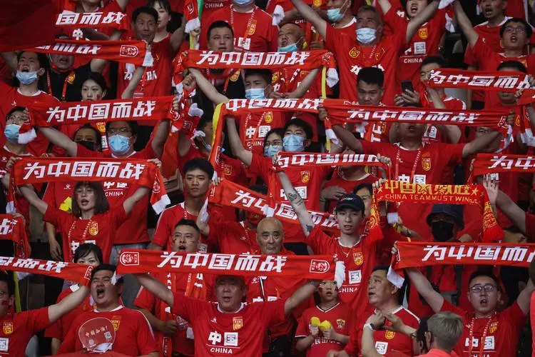 平博：足球运动图画